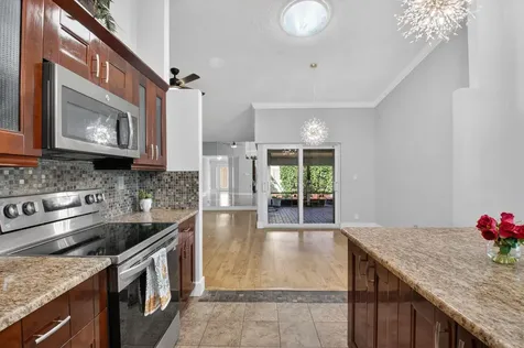 1290 NW 21st Terrace Delray Beach FL 33445