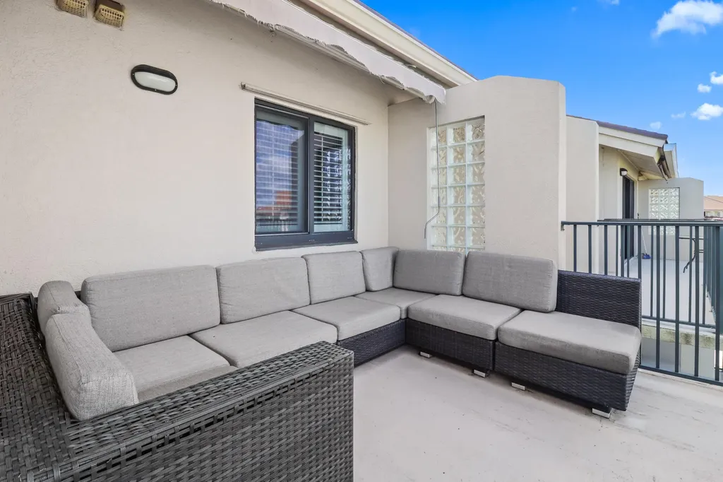 901 Seafarer Circle Jupiter FL 33477