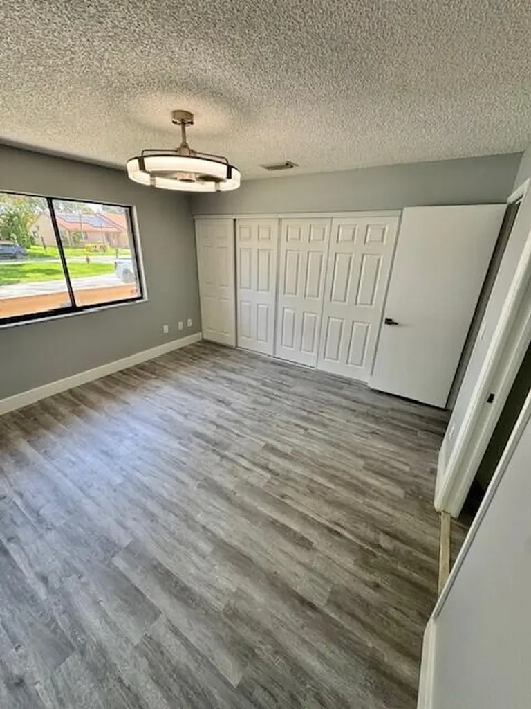 7 Farnworth Drive Boynton Beach FL 33426