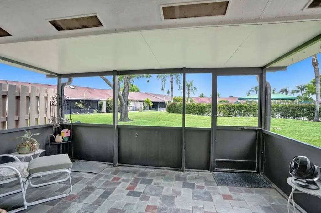 7 Farnworth Drive Boynton Beach FL 33426