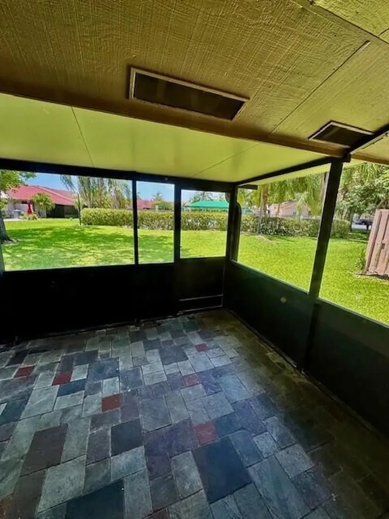 7 Farnworth Drive Boynton Beach FL 33426