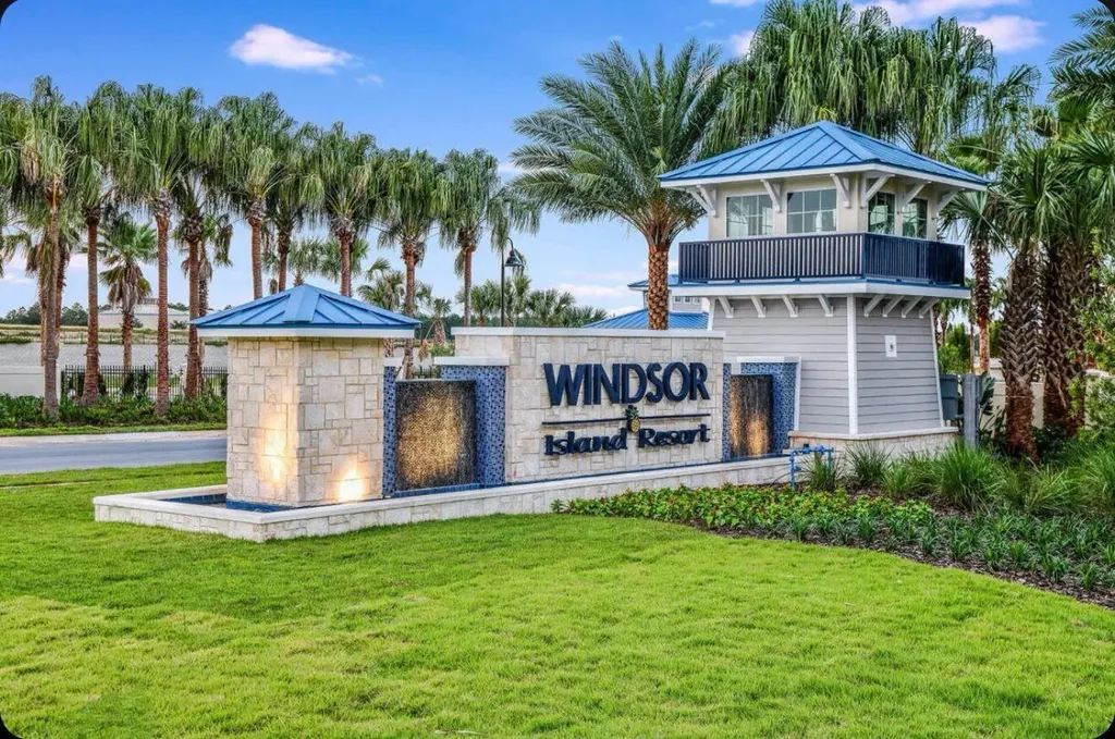 4321 Lana Avenue Davenport FL 33897