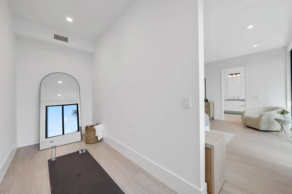 408 SE 2nd Street Delray Beach FL 33483