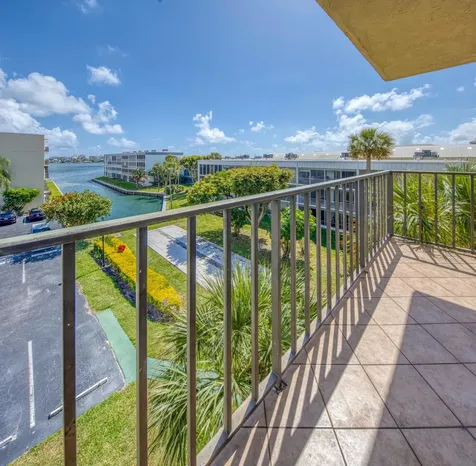 890 N Federal Highway Lantana FL 33462