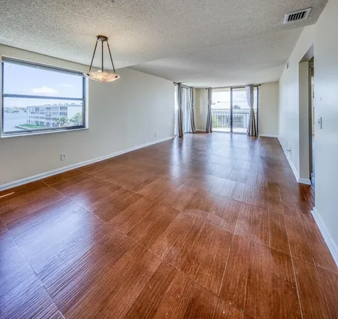 890 N Federal Highway Lantana FL 33462