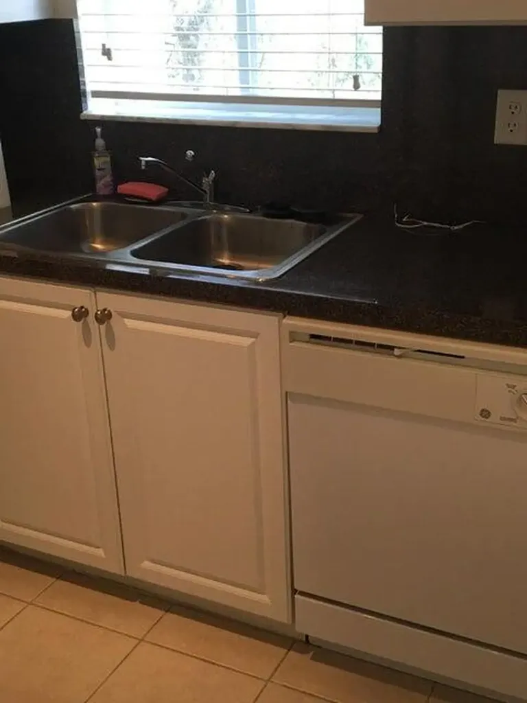11415 NW 34th Place Sunrise FL 33323