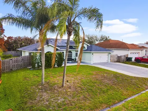 314 SE Fisk Road Port St Lucie FL 34984