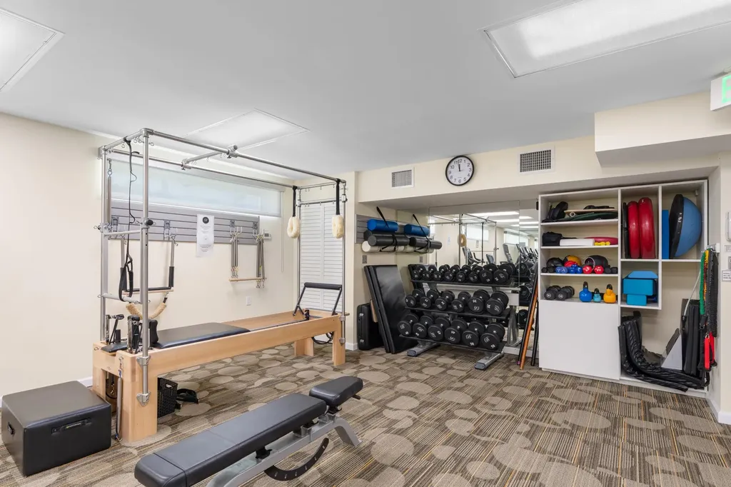 150 Bradley Place Palm Beach FL 33480
