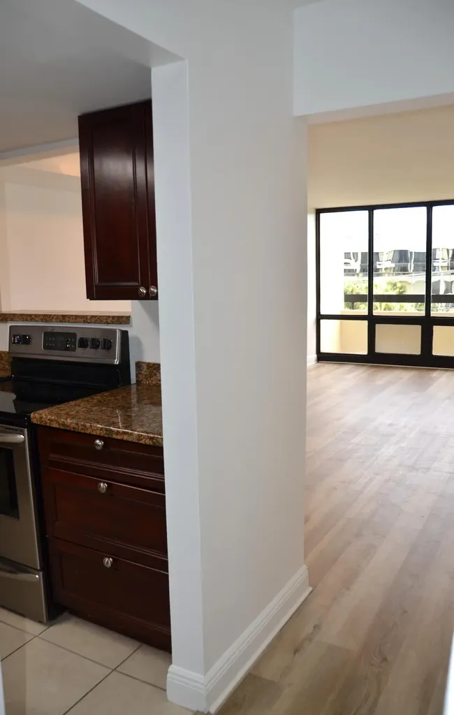 1401 S Federal Highway Boca Raton FL 33432