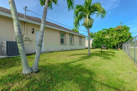 1518 SW Hutchins Street Port St Lucie FL 34983