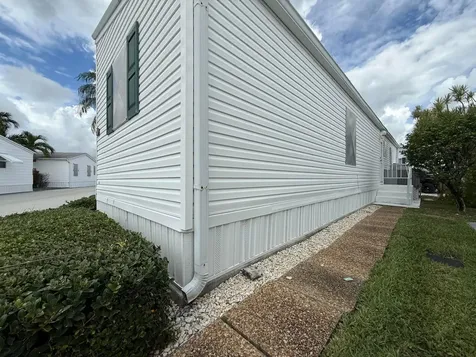 207 N Heron Drive Briny Breezes FL 33435