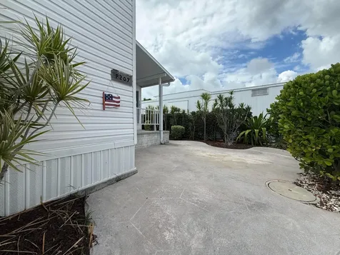 207 N Heron Drive Briny Breezes FL 33435