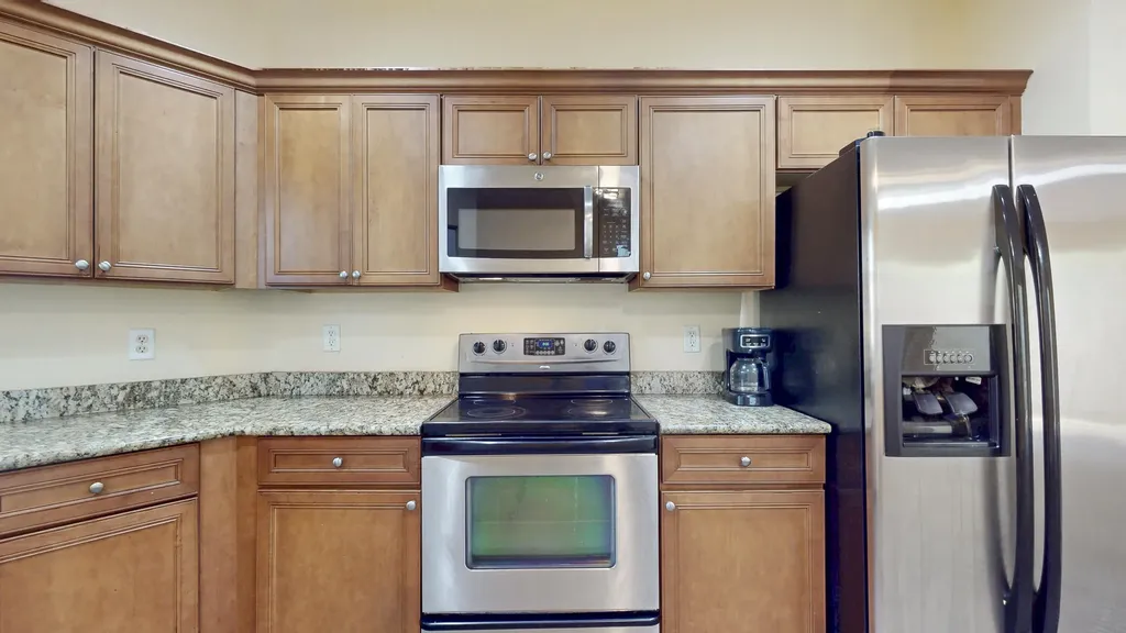 2558 SE Pineland Drive Port St Lucie FL 34952