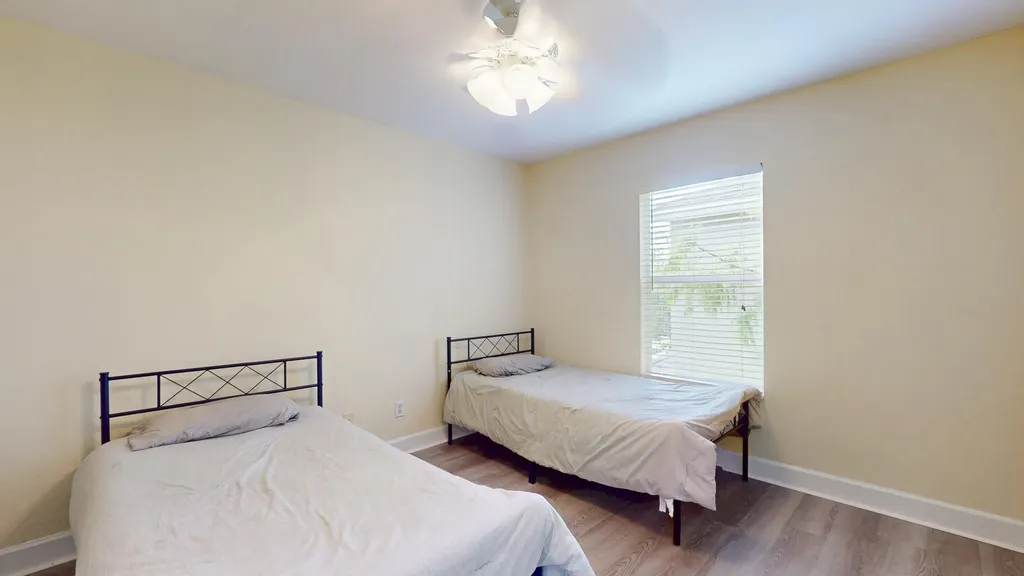 2558 SE Pineland Drive Port St Lucie FL 34952