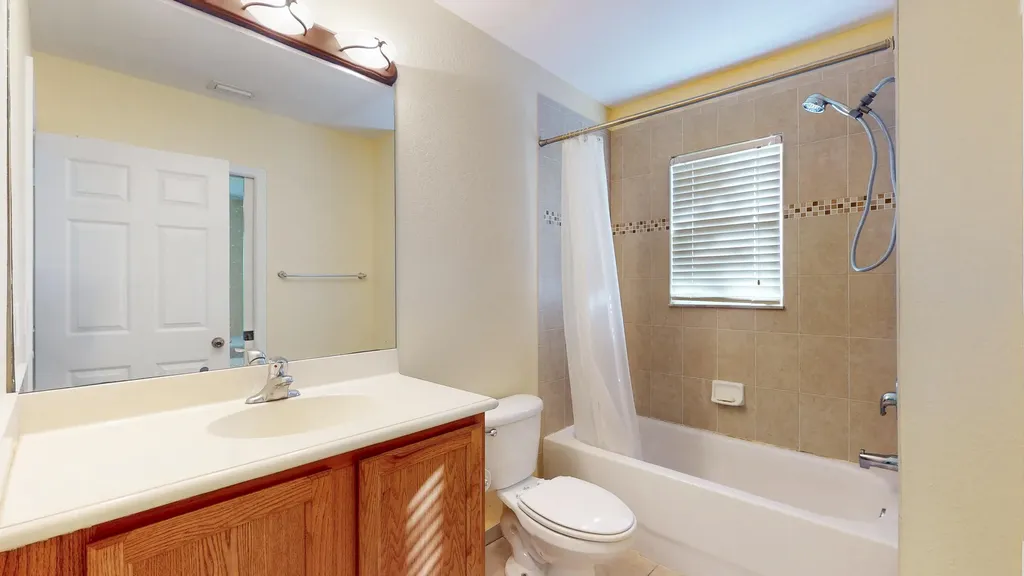 2558 SE Pineland Drive Port St Lucie FL 34952