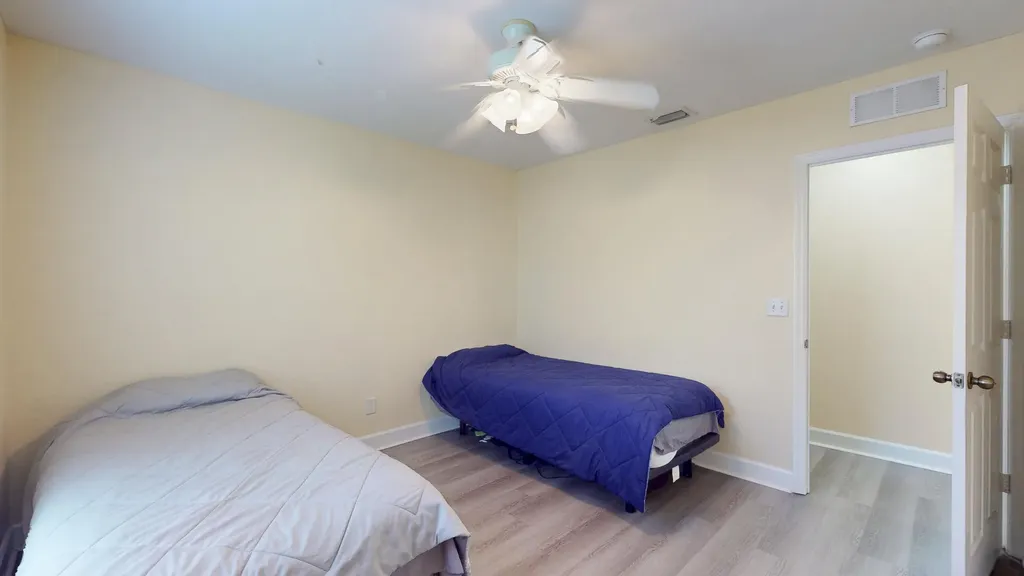 2558 SE Pineland Drive Port St Lucie FL 34952