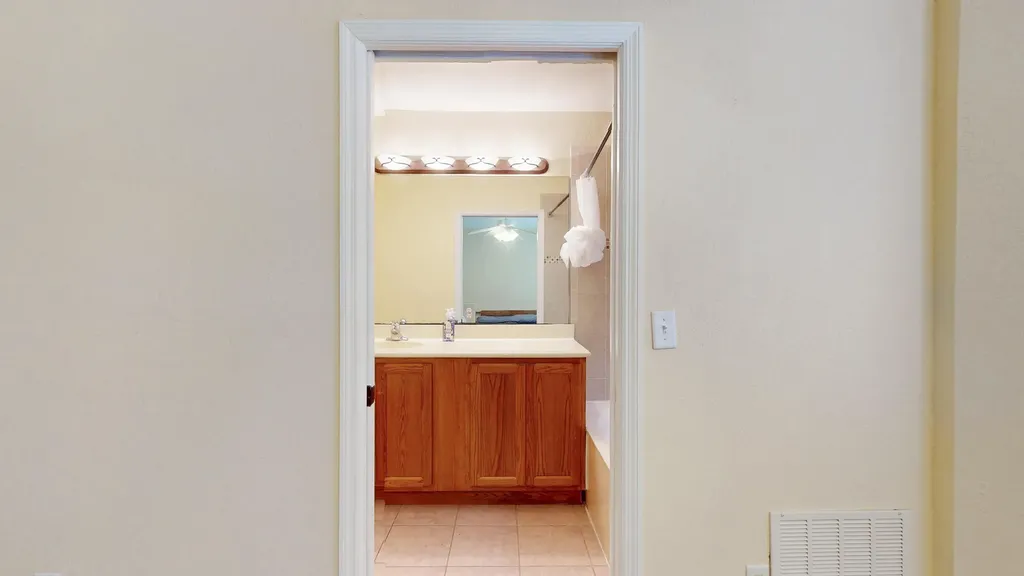 2558 SE Pineland Drive Port St Lucie FL 34952