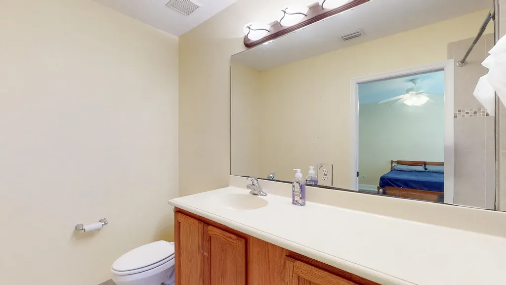 2558 SE Pineland Drive Port St Lucie FL 34952