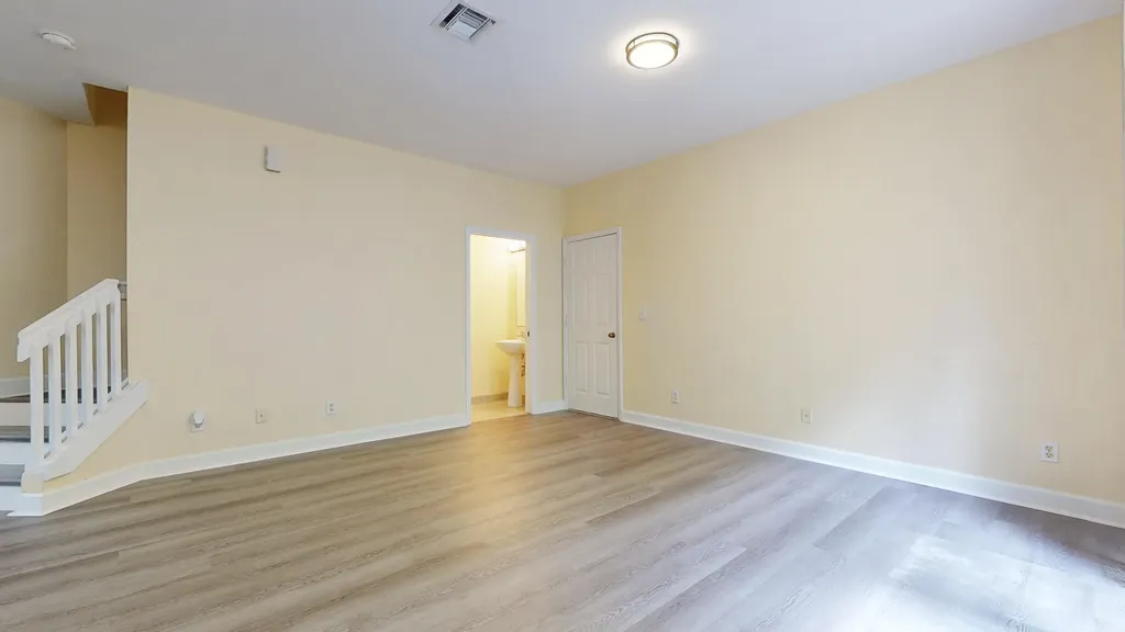 2558 SE Pineland Drive Port St Lucie FL 34952
