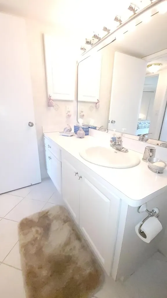 209 Greenbrier A West Palm Beach FL 33417
