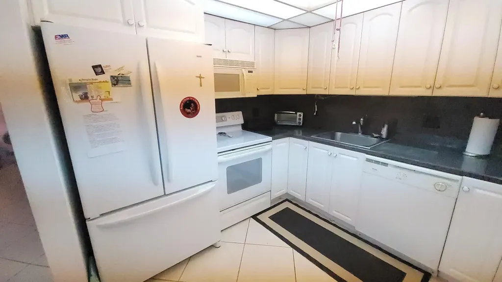 209 Greenbrier A West Palm Beach FL 33417