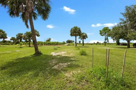 20914 NW 280th Street Okeechobee FL 34972
