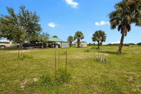 20914 NW 280th Street Okeechobee FL 34972