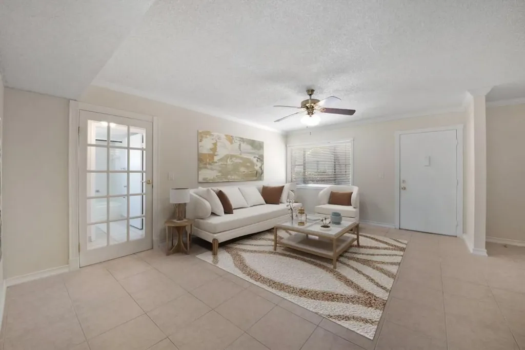 5310 Las Verdes Circle Delray Beach FL 33484