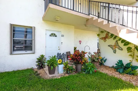 150 Lake Meryl Drive West Palm Beach FL 33411