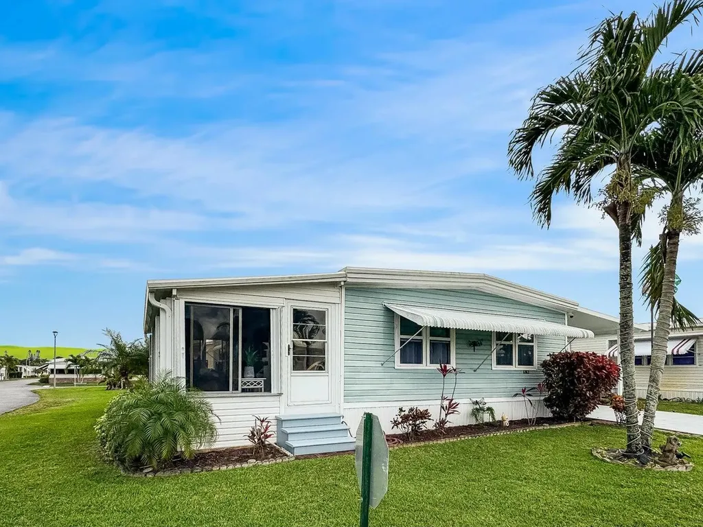 37045 Exuma Bay Boynton Beach FL 33436