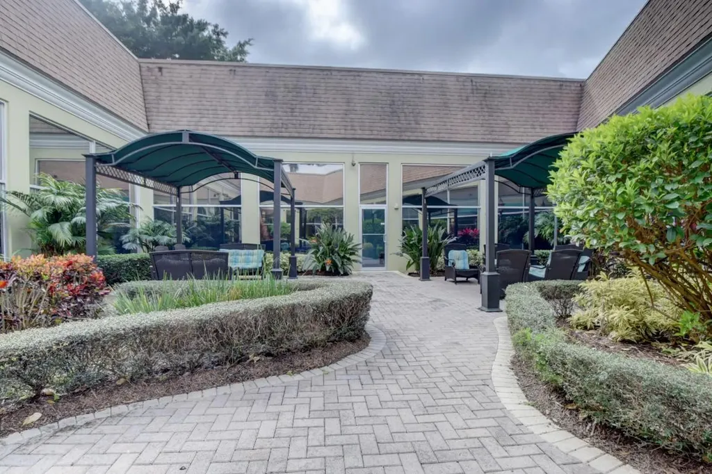 234 Saxony E Delray Beach FL 33446