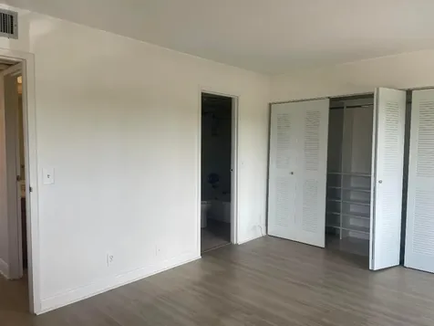 234 Saxony E Delray Beach FL 33446