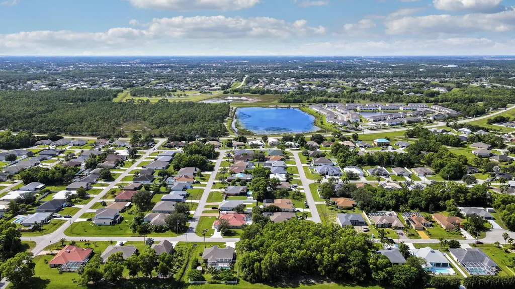 5488 NW Boydga Avenue Port St Lucie FL 34986