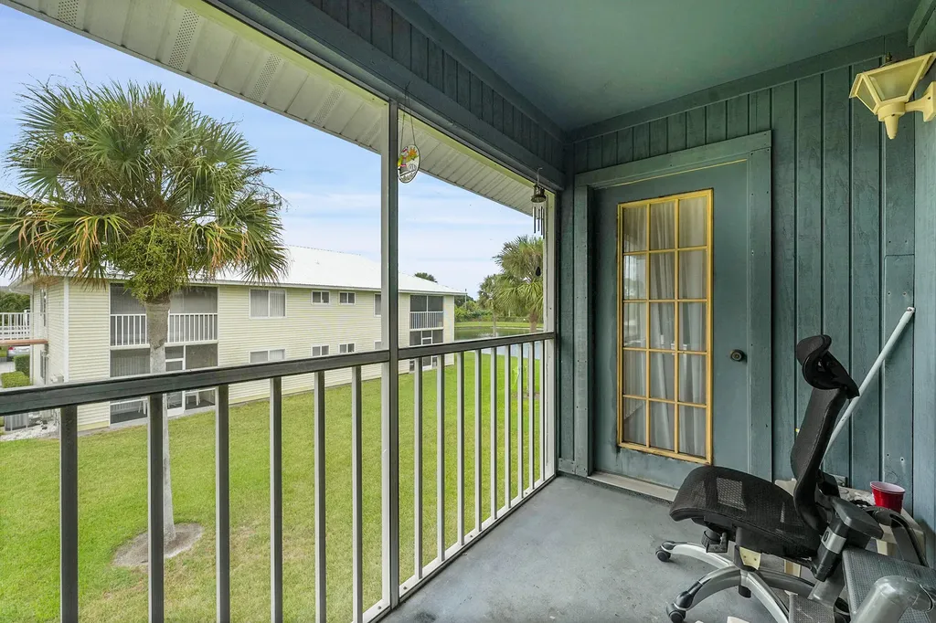 217 SE Village Drive Port St Lucie FL 34952