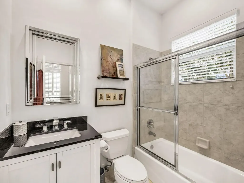 38 Laguna Terrace Palm Beach Gardens FL 33418