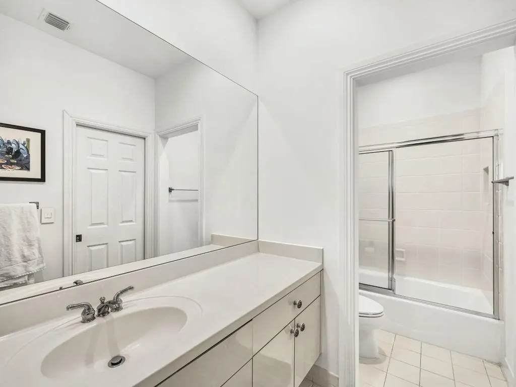 38 Laguna Terrace Palm Beach Gardens FL 33418
