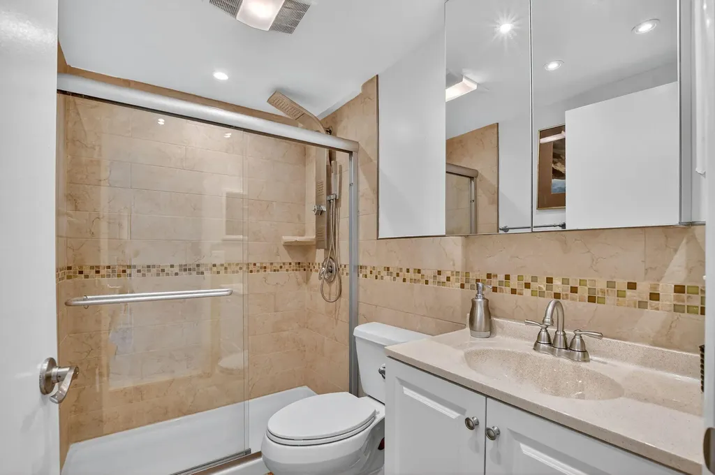 739 Normandy P Delray Beach FL 33484
