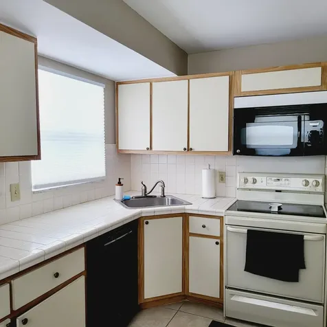 23 Colonial Club Drive Boynton Beach FL 33435