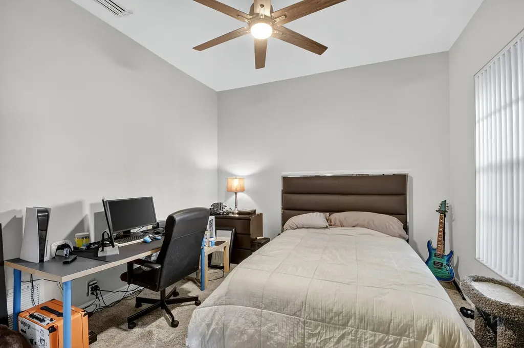 6900 Cairnwell Drive Boynton Beach FL 33472