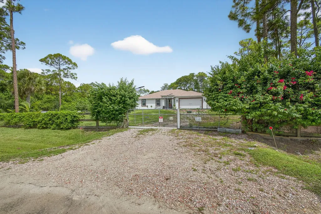 16215 83rd Place N Loxahatchee FL 33470