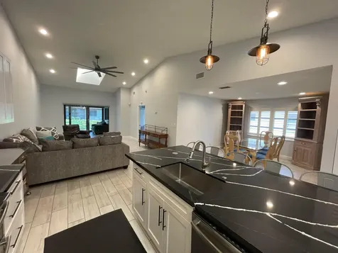 6157 Sunny Pointe Circle Delray Beach FL 33484