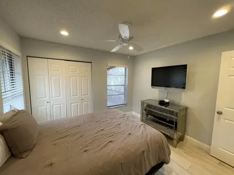 6157 Sunny Pointe Circle Delray Beach FL 33484