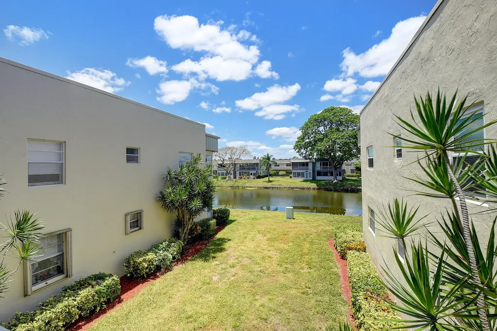 318 Monaco Boulevard Delray Beach FL 33446