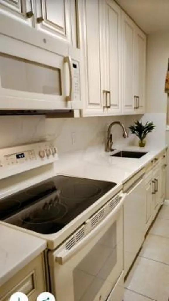 7205 W Oakridge Circle Lake Worth FL 33462