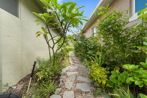 1912 Lynx Drive Hutchinson Island FL 34949