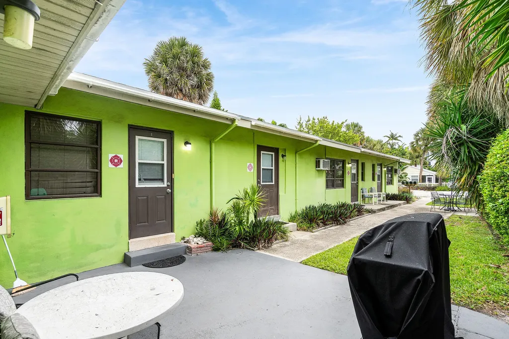 3308 SE 3rd Street Pompano Beach FL 33062