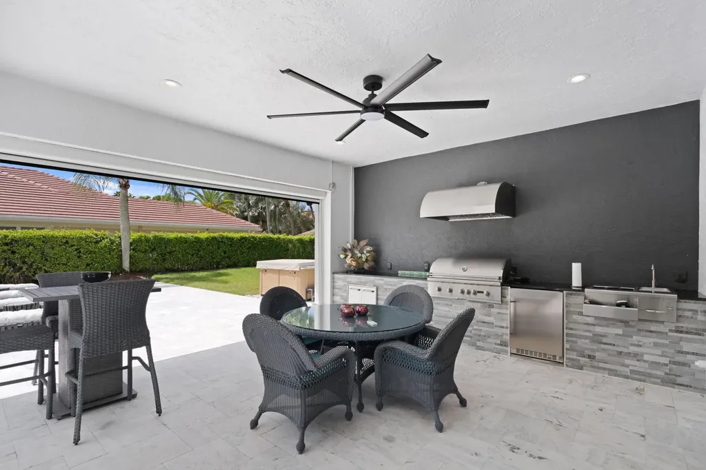 2701 Tecumseh Drive West Palm Beach FL 33409
