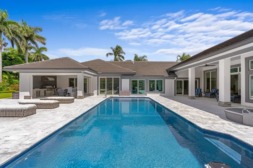 2701 Tecumseh Drive West Palm Beach FL 33409