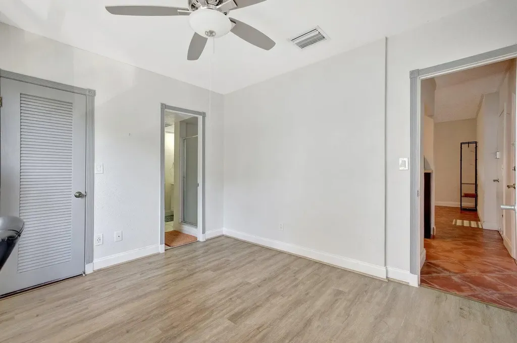 2400 NE 33rd Avenue Fort Lauderdale FL 33305