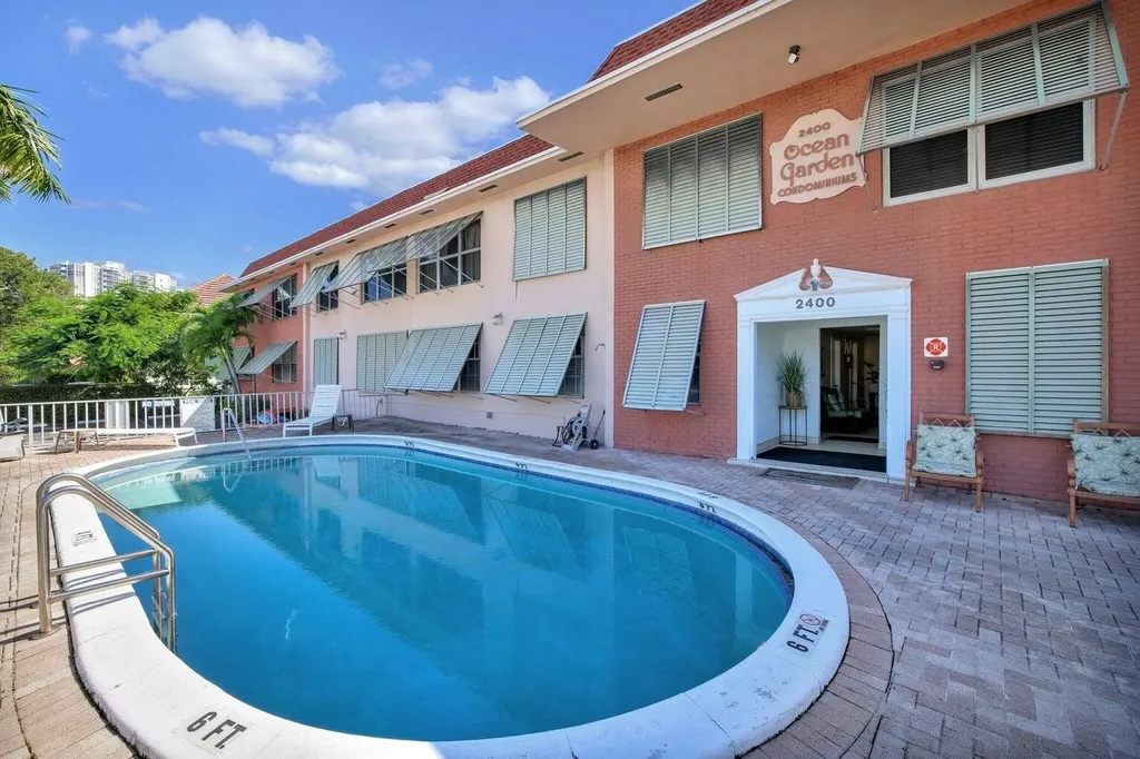 2400 NE 33rd Avenue Fort Lauderdale FL 33305